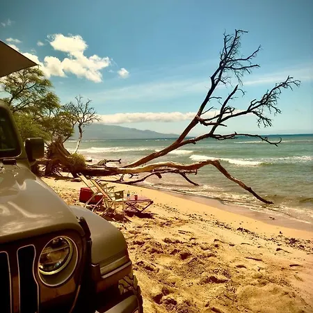 Explore Maui'S Diverse Campgrounds And Uncover The Island'S Beauty From Fresh Perspectives Every Day As You Journey With Aloha Glamp'S Great Jeep Equipped With A Rooftop Tent Paia Exterior photo