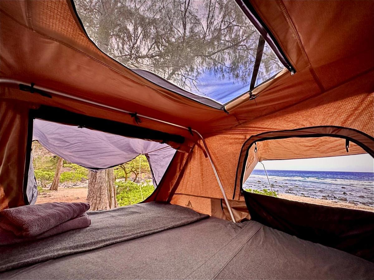 Explore Maui's Diverse And Uncover The Island's Beauty From Fresh Perspectives Every Day As Journey With Aloha Glamp's Great Jeep Equipped With A Rooftop Tent * Paia